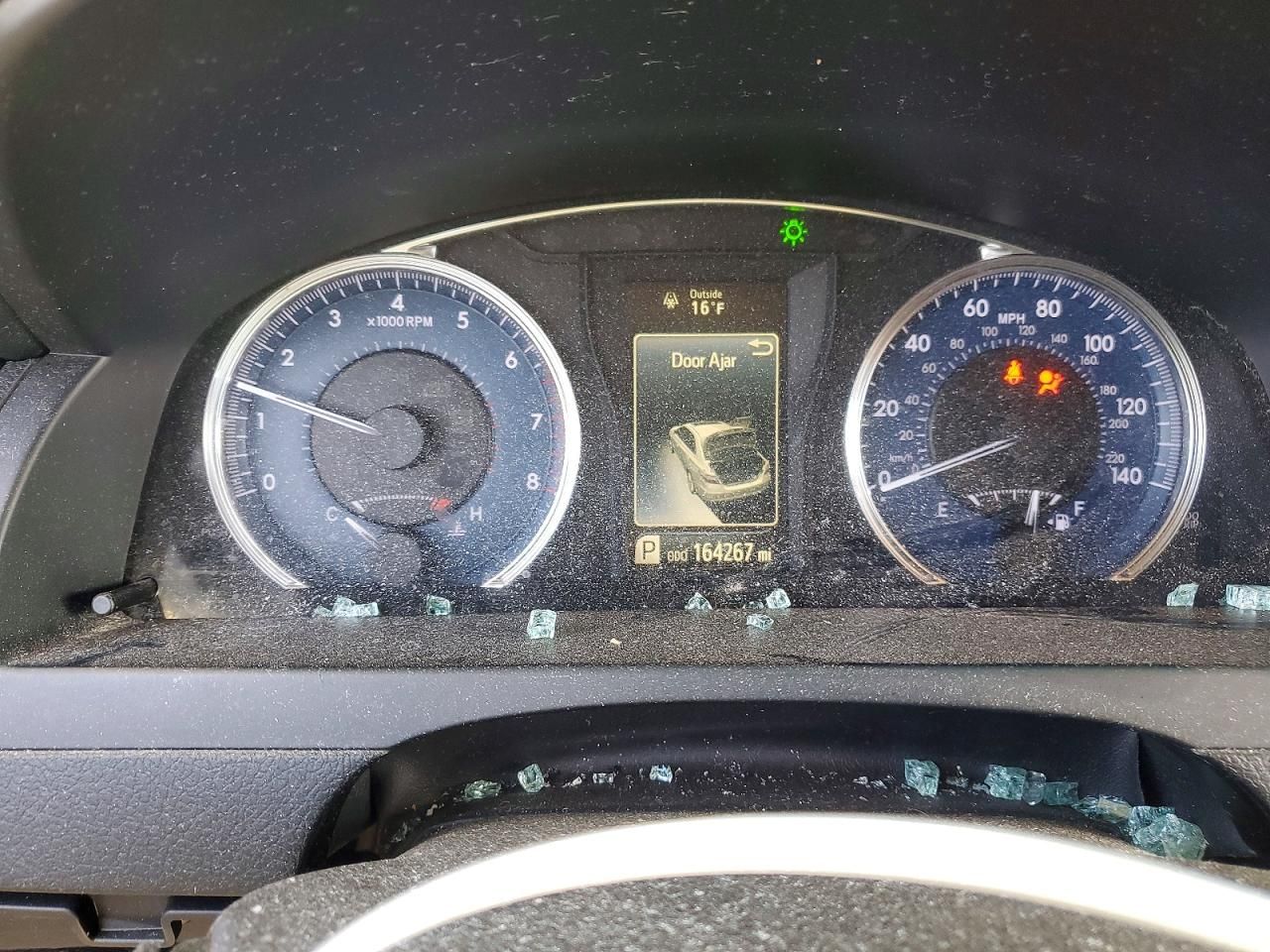 2016 Toyota Camry le