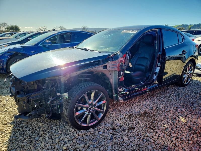 2018 Mazda 3 Touring