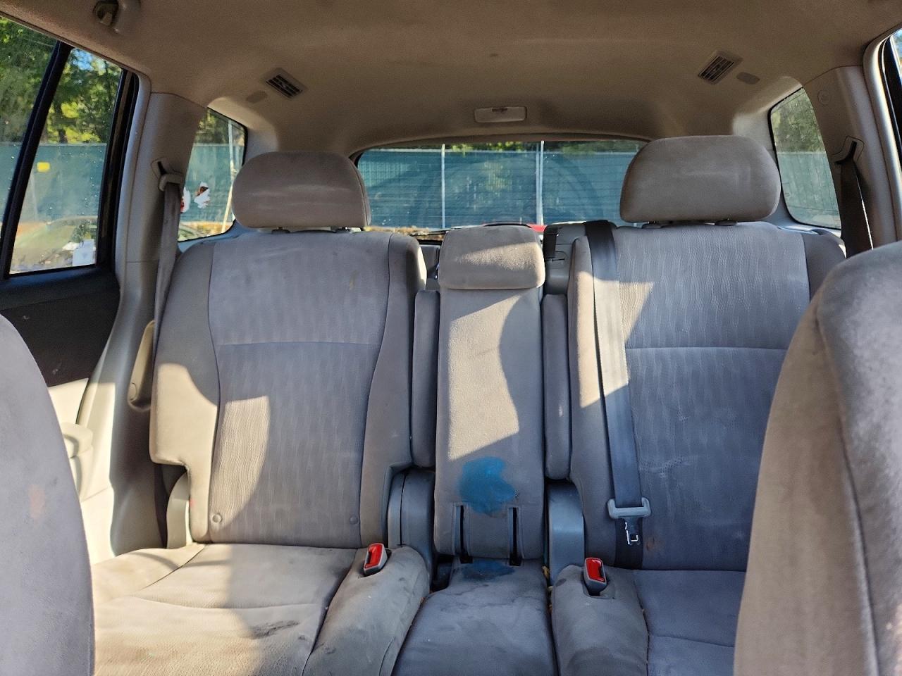 2013 Toyota Highlander Base