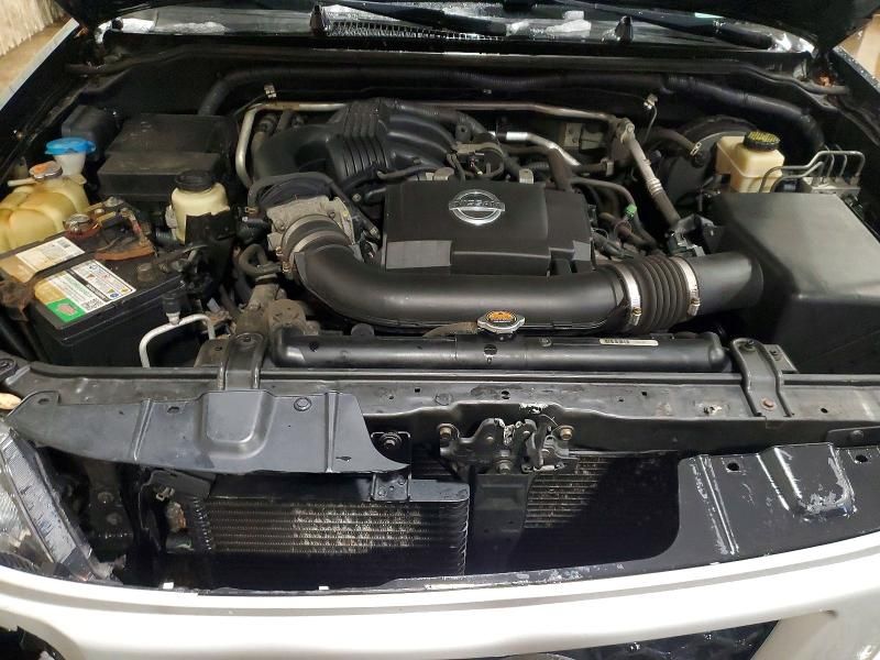 2013 Nissan Xterra x