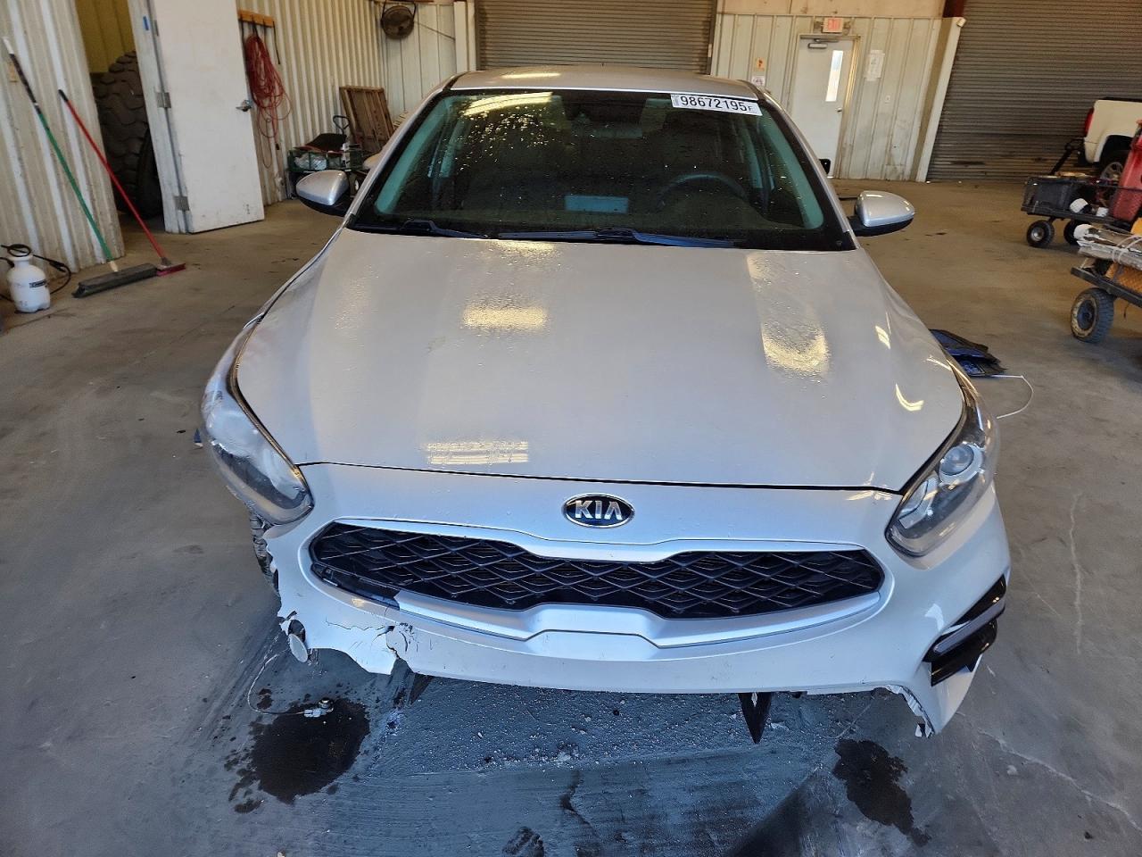 2021 KIA Forte fe