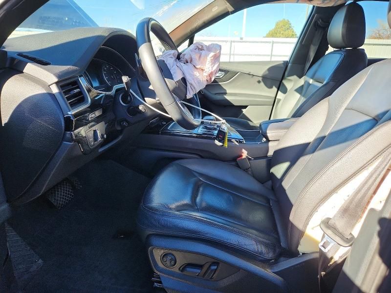 2017 Audi Q7 Premium Plus