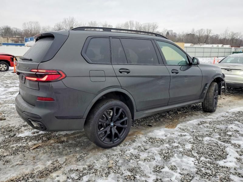 2025 BMW X7 Xdrive40i