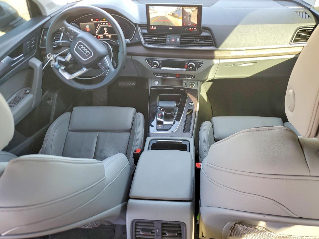 2022 Audi Q5 Premium Plus 45