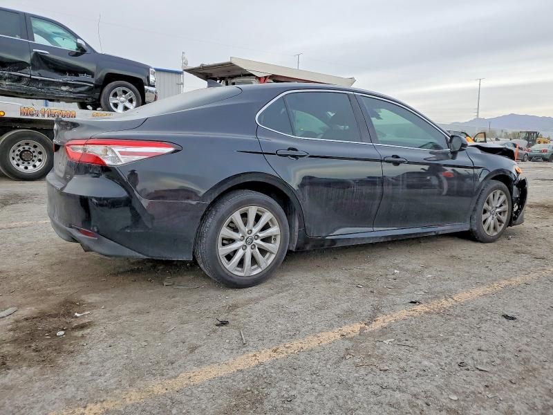2020 Toyota Camry le
