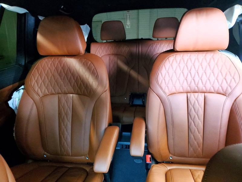 2024 BMW X7 M60i