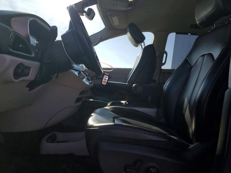 2021 Chrysler Voyager lxi