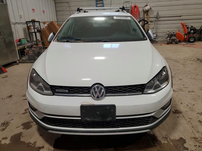 2017 Volkswagen Golf Alltrack s