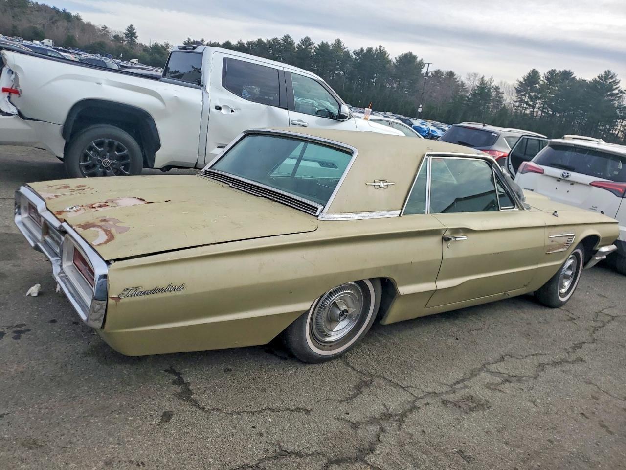 1965 Ford Thunderbird