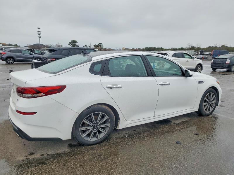 2019 KIA Optima ex