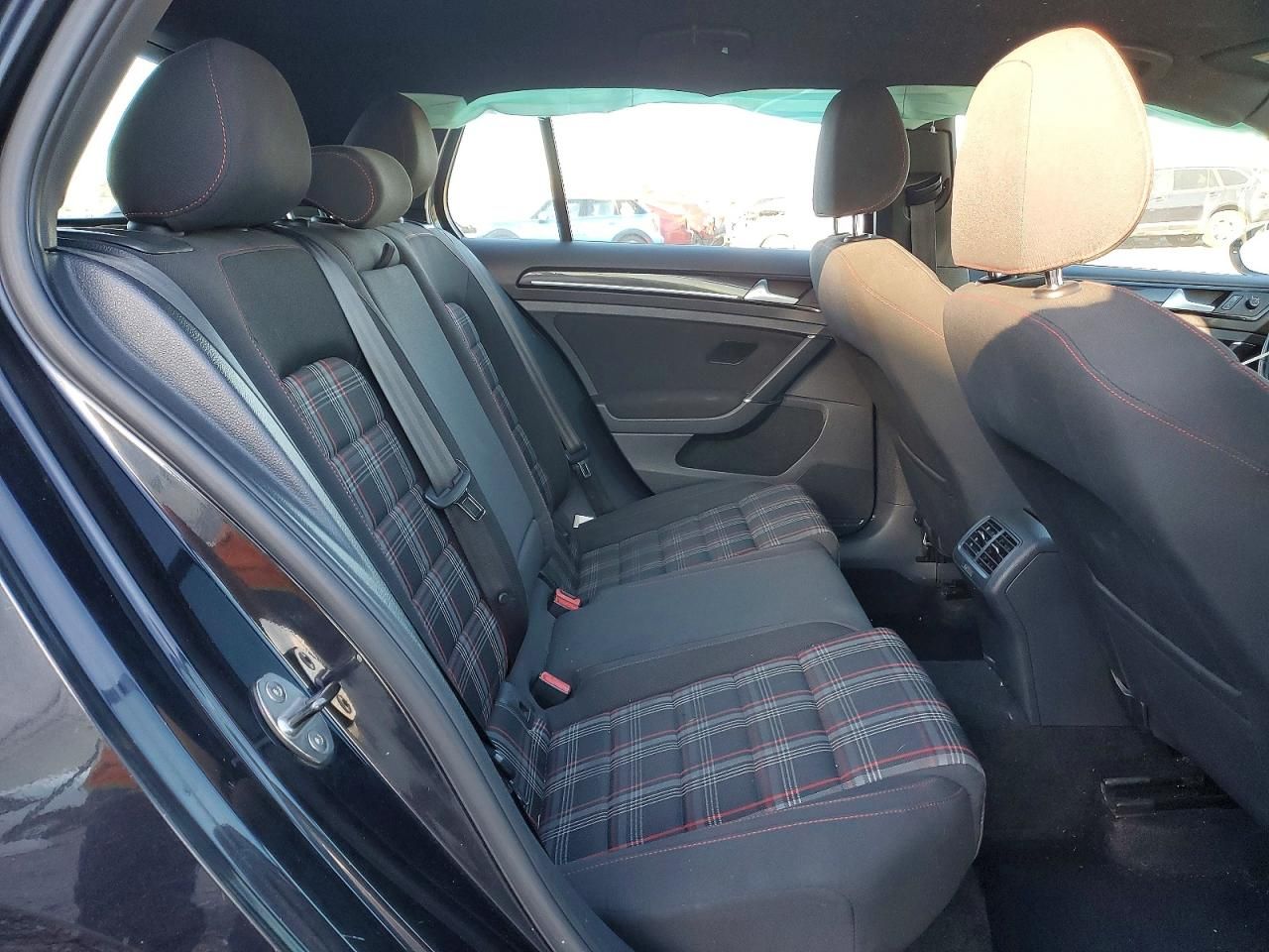 2016 Volkswagen Gti S/se