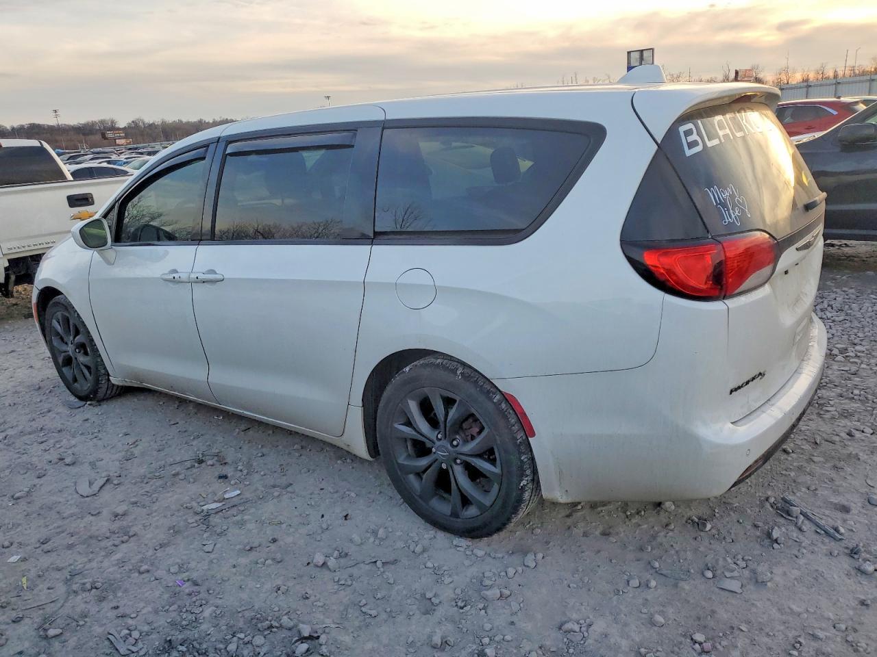 2019 Chrysler Pacifica Touring Plus