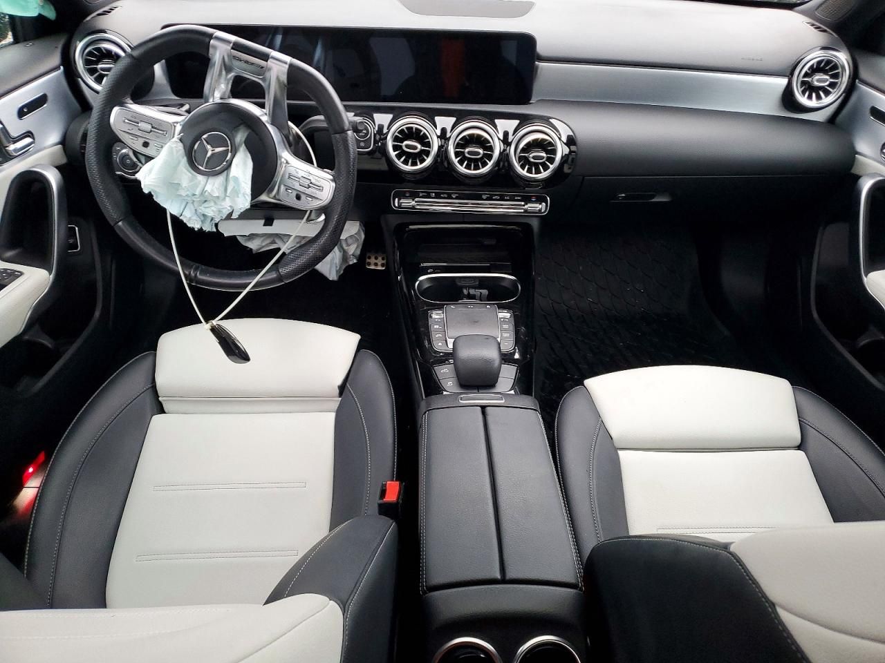 2021 Mercedes-Benz A 35 amg