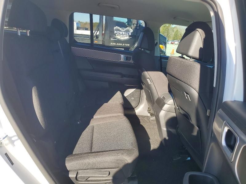 2025 Hyundai Santa fe se