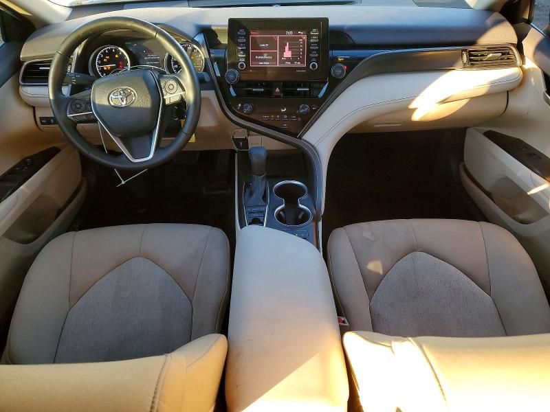 2022 Toyota Camry le