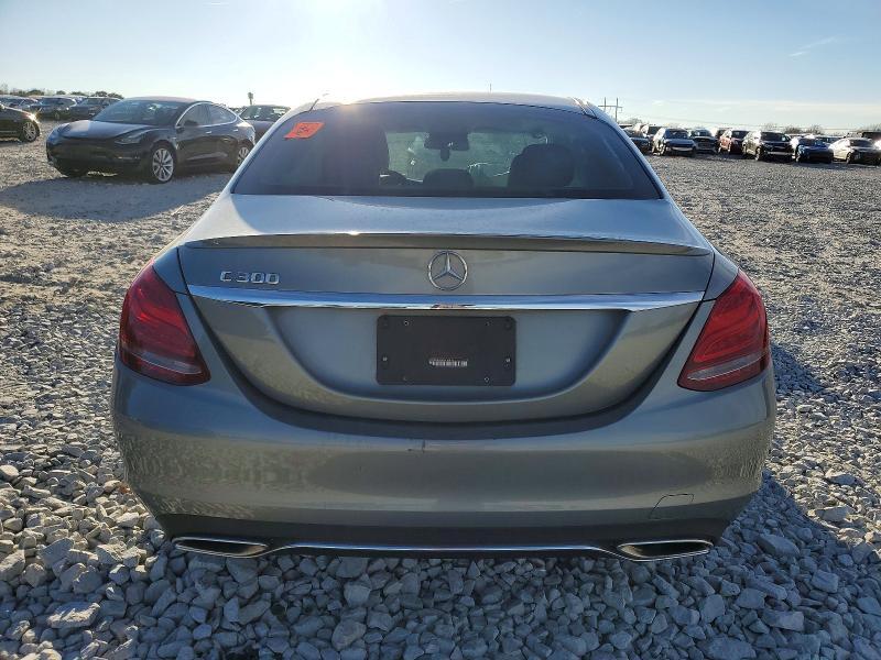 2015 Mercedes-Benz C300