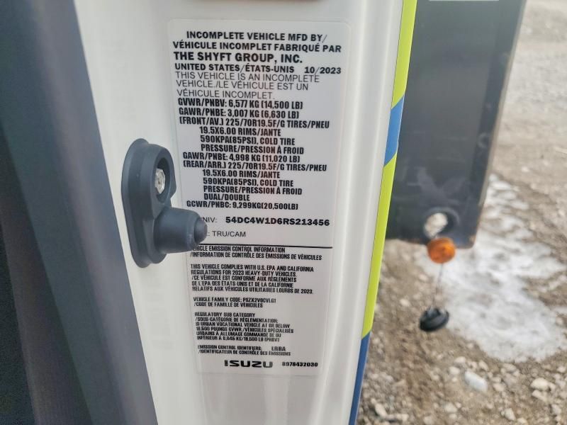 2024 Isuzu Npr hd Crew cab Flatbed Truck