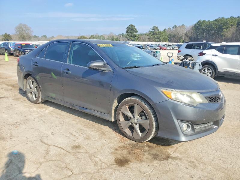 2012 Toyota Camry se V6