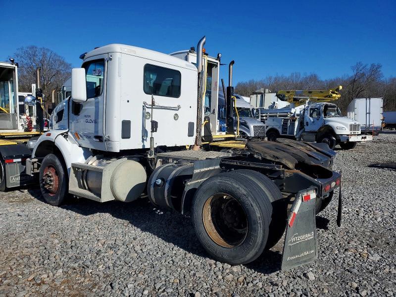 2021 Peterbilt 567 Semi Truck