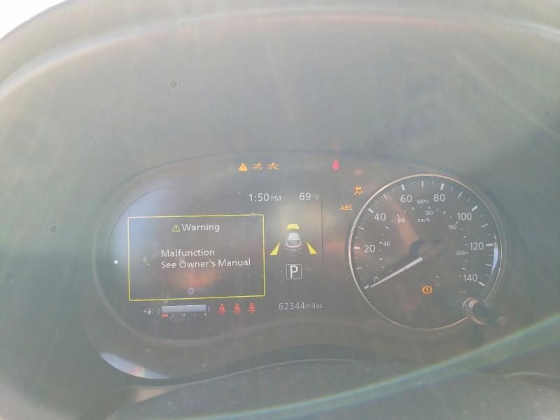 2021 Nissan Kicks sv