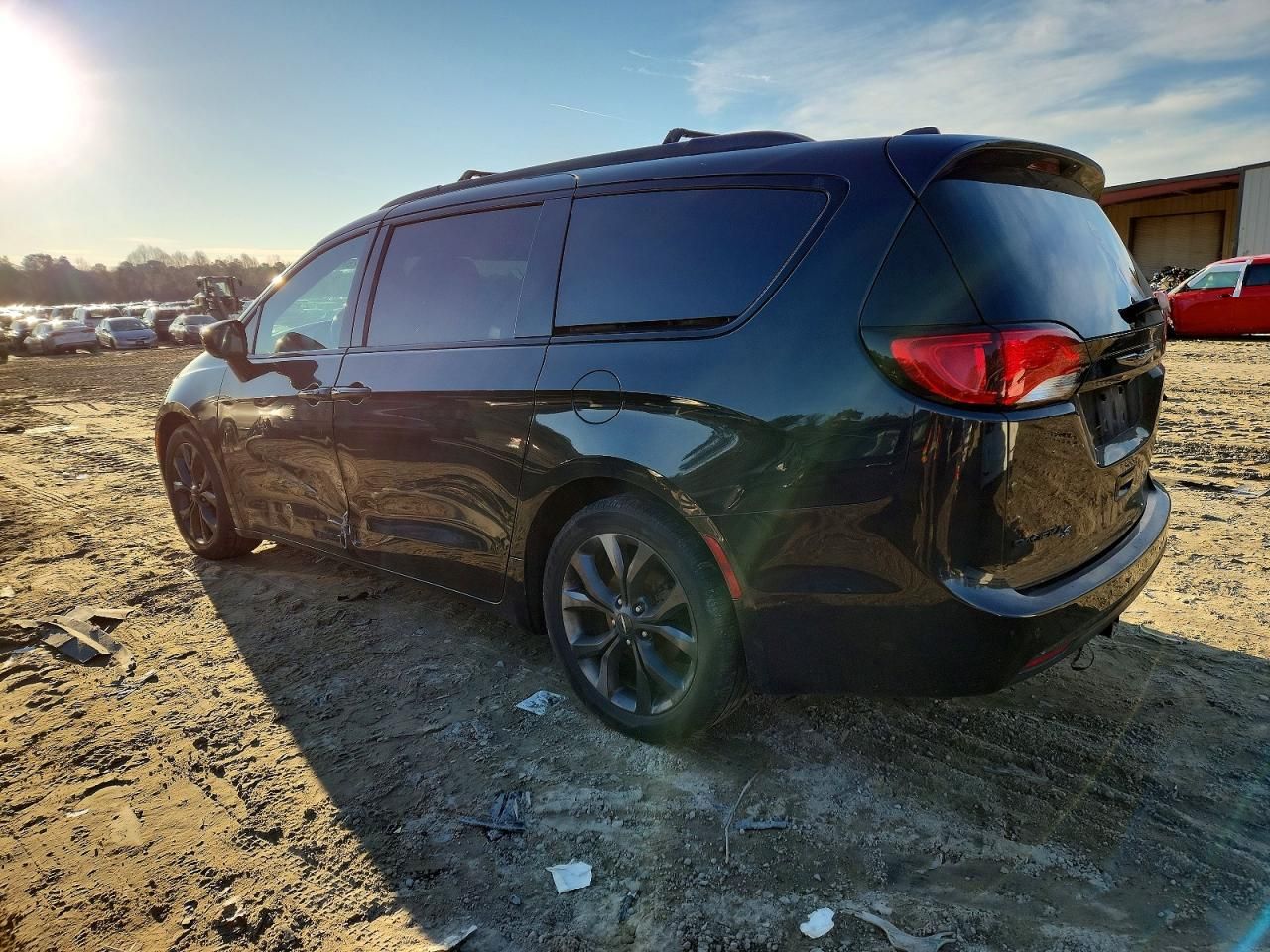 2018 Chrysler Pacifica Touring l