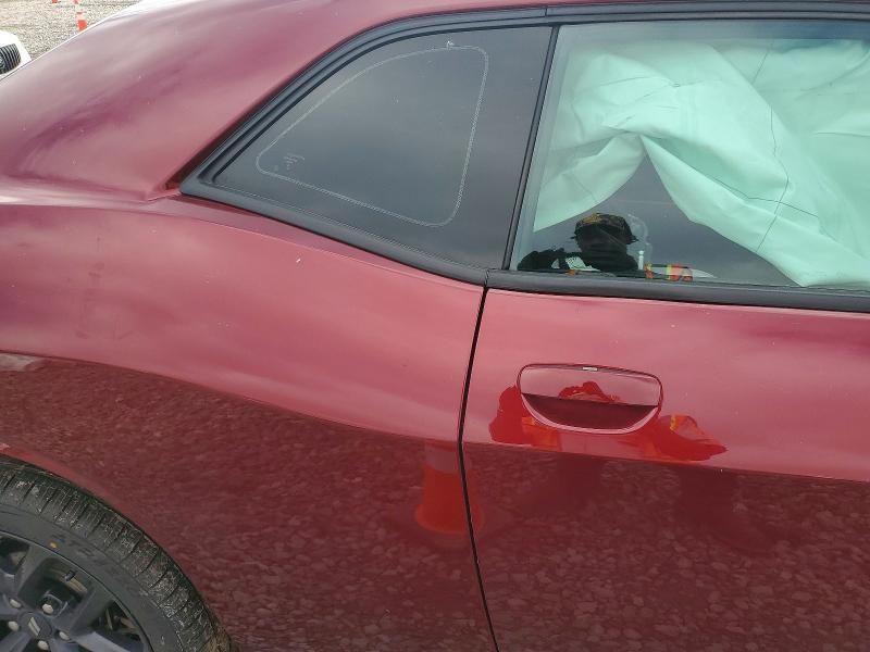 2021 Dodge Challenger r