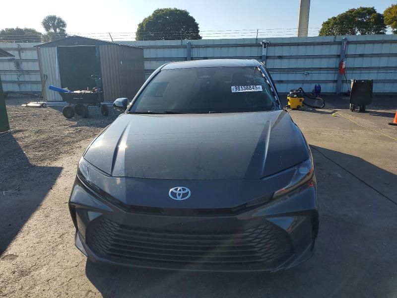 2025 Toyota Camry xse