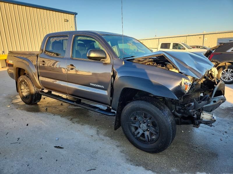 2015 Toyota Tacoma Double cab Prerunner