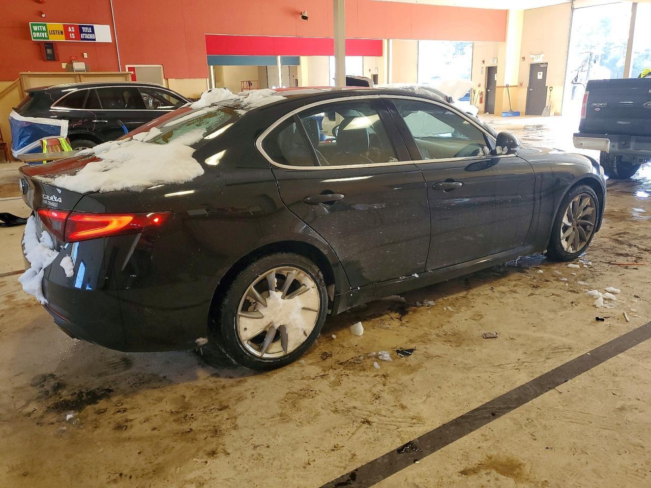 2017 Alfa Romeo Giulia Q4