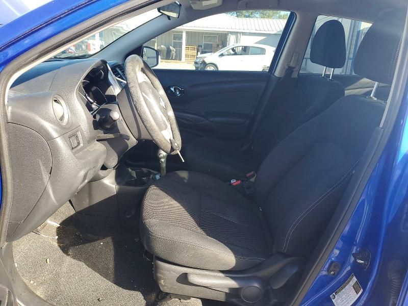 2015 Nissan Versa s