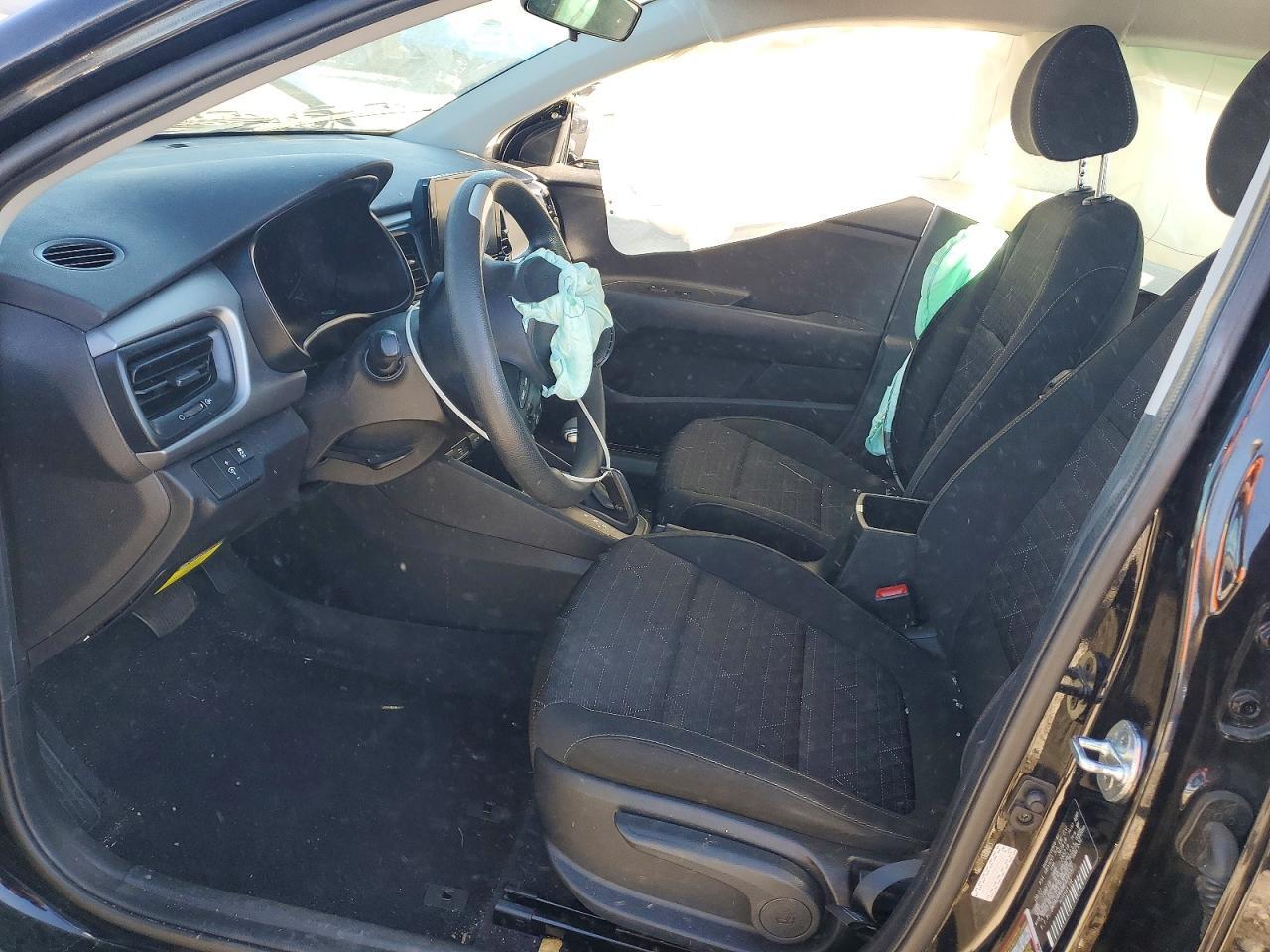 2021 KIA Rio lx