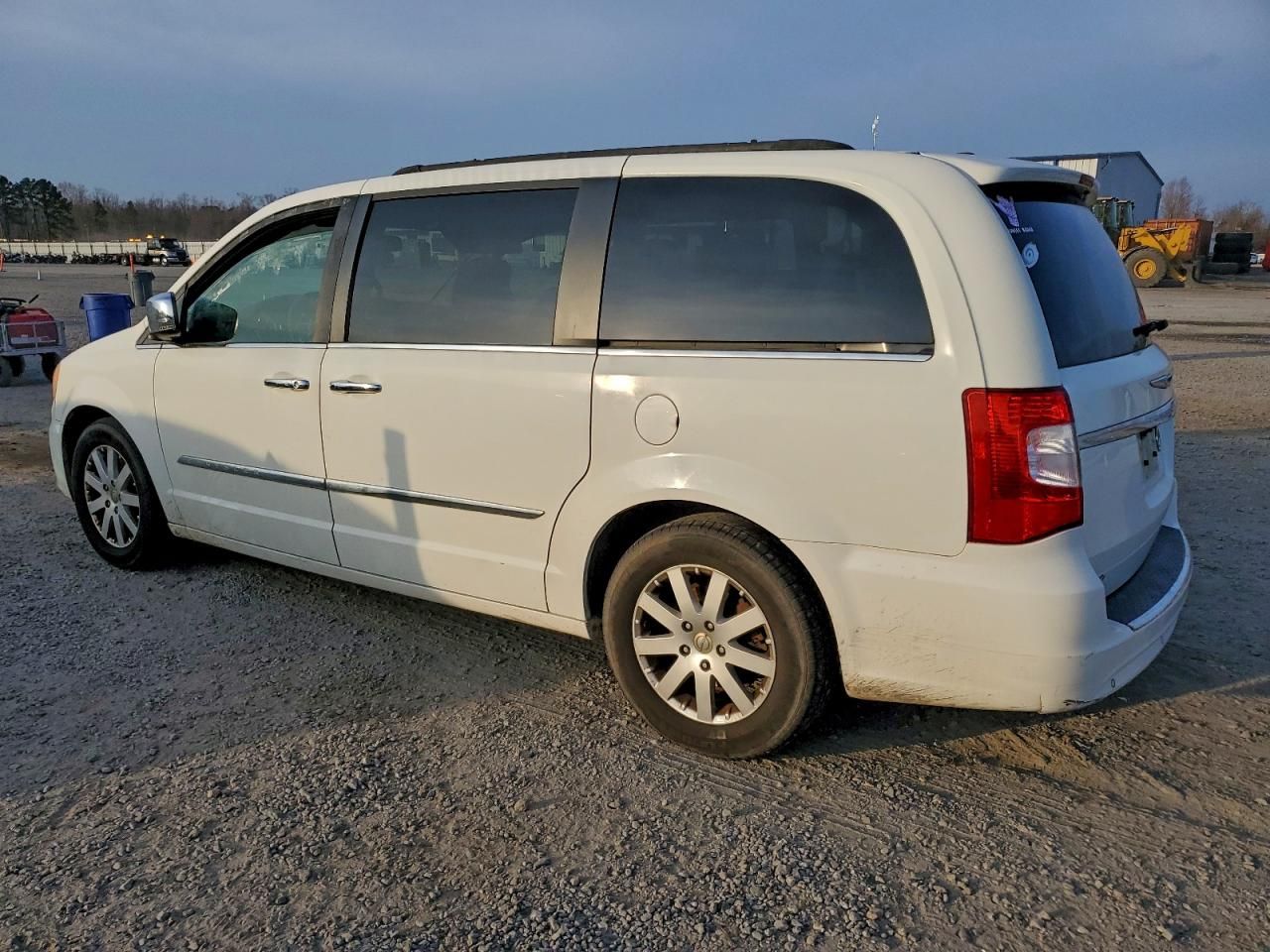 2012 Chrysler Town & Country Touring l
