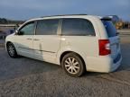 2012 Chrysler Town & Country Touring l