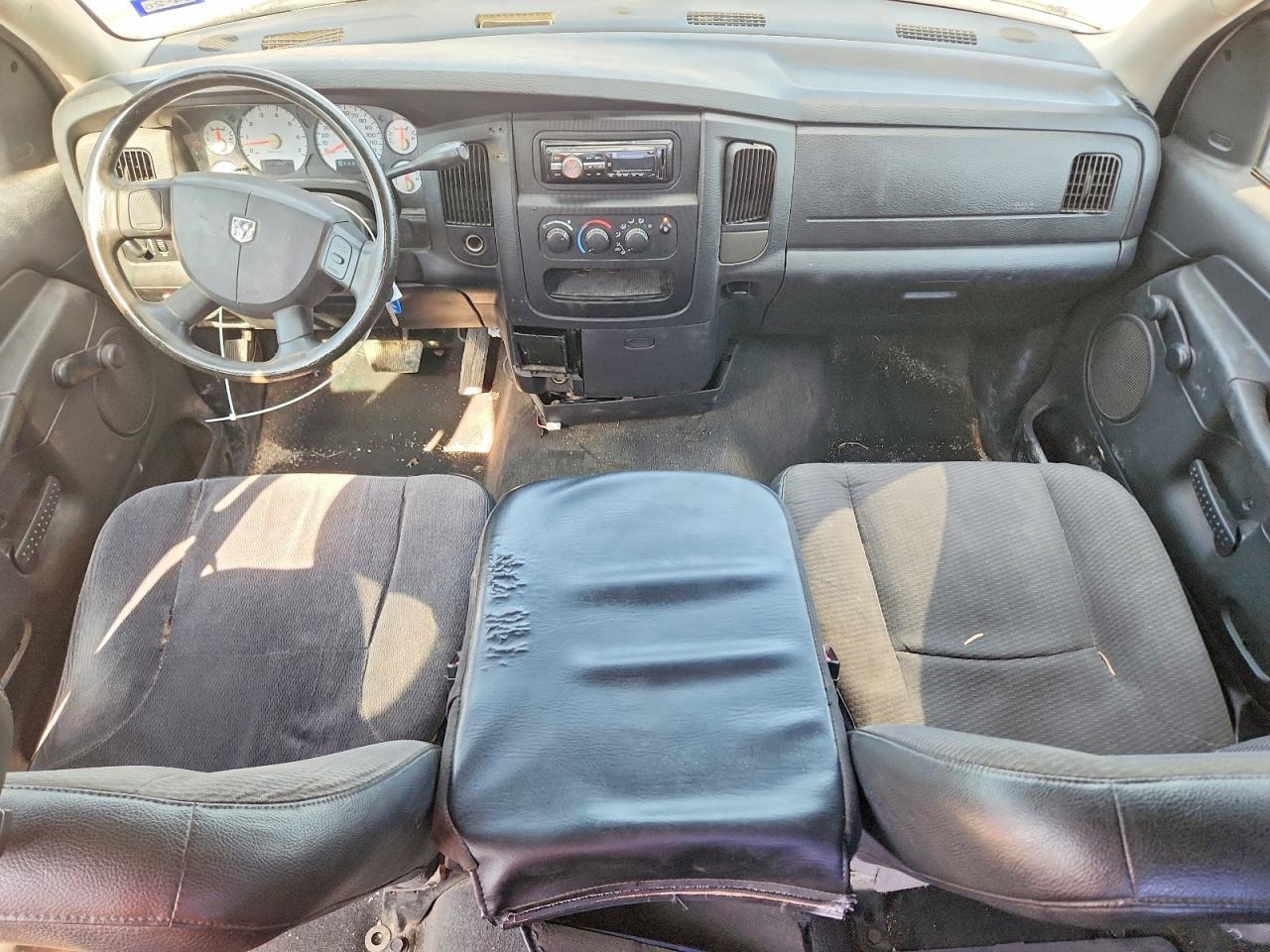 2005 Dodge Ram 1500 st