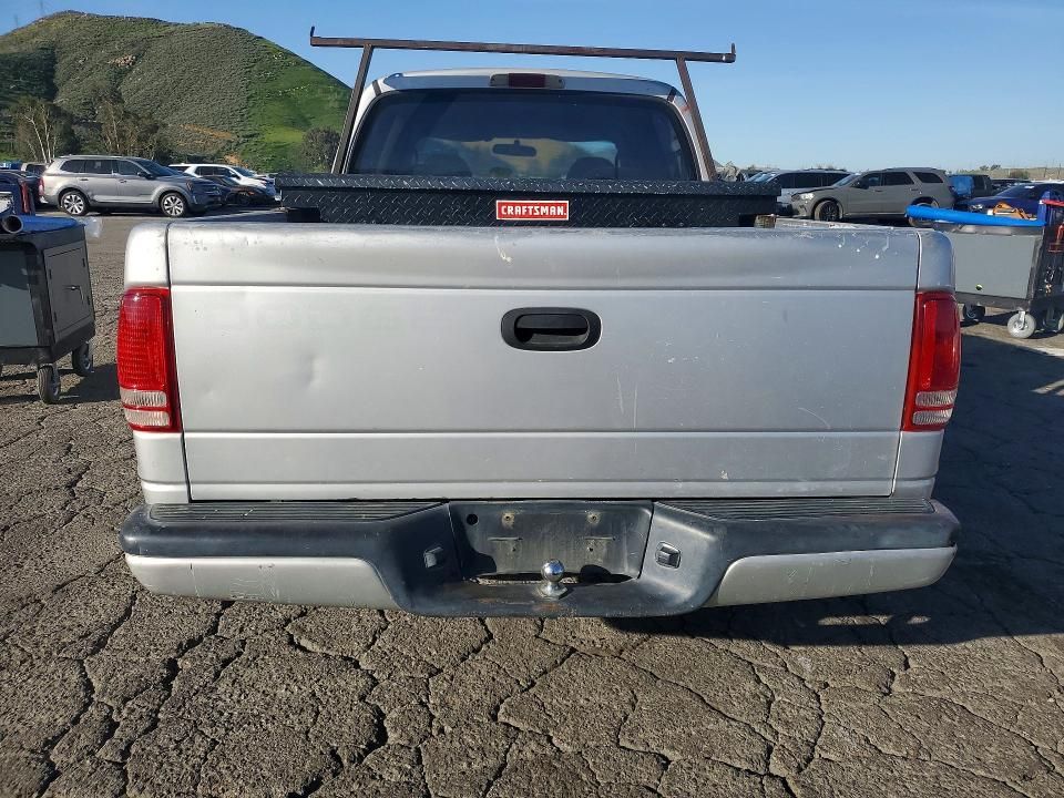 2001 Dodge Dakota Quattro