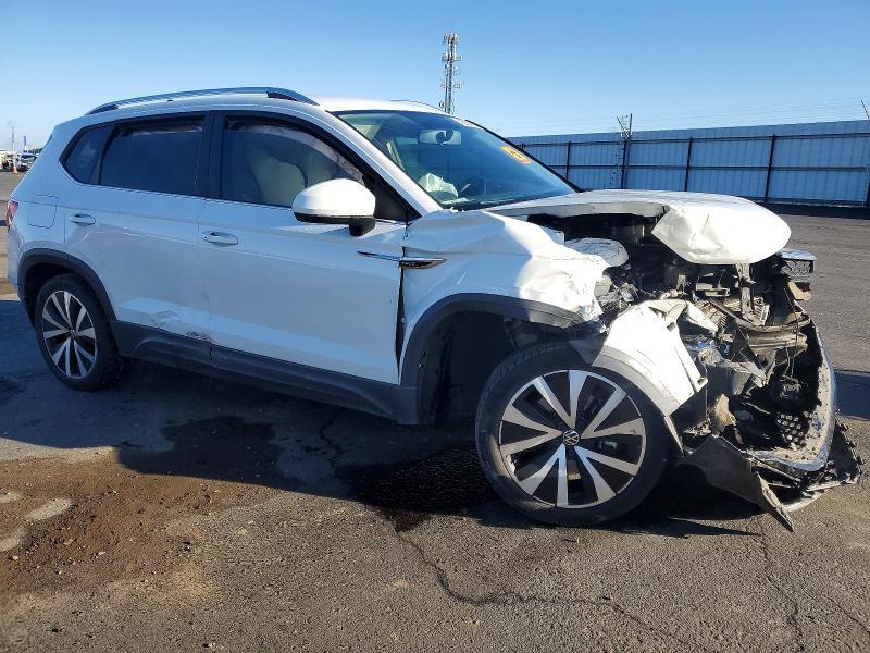 2022 Volkswagen Taos se