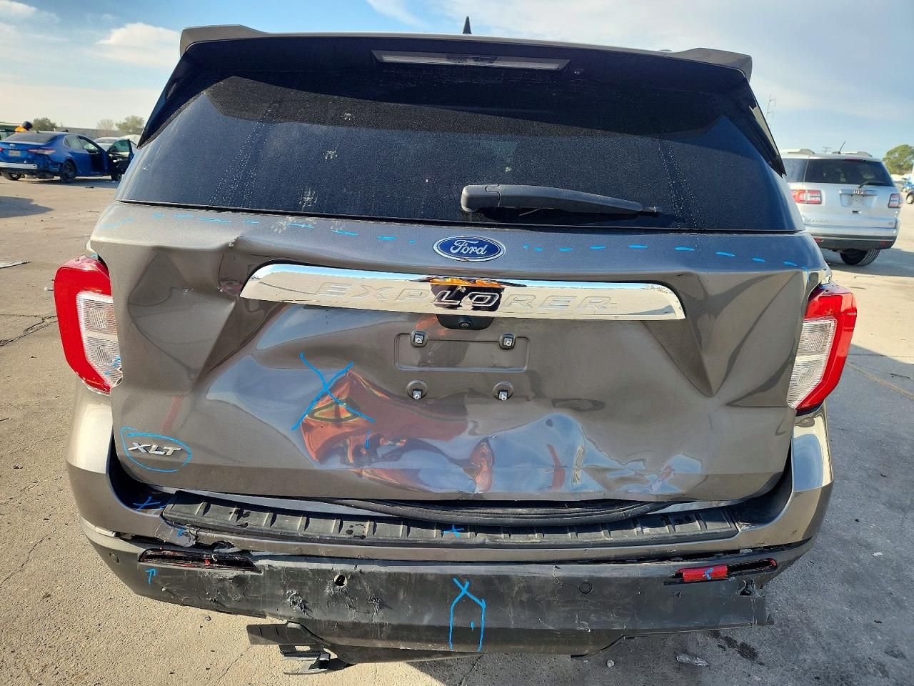 2023 Ford Explorer xlt