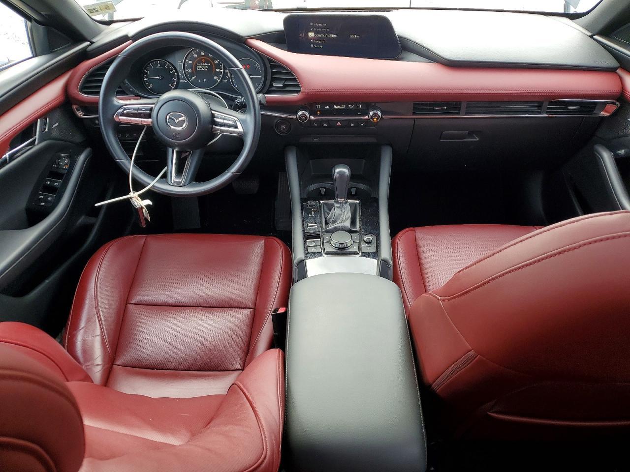 2020 Mazda 3 Premium