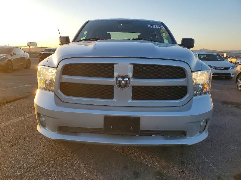2015 Dodge Ram 1500 st