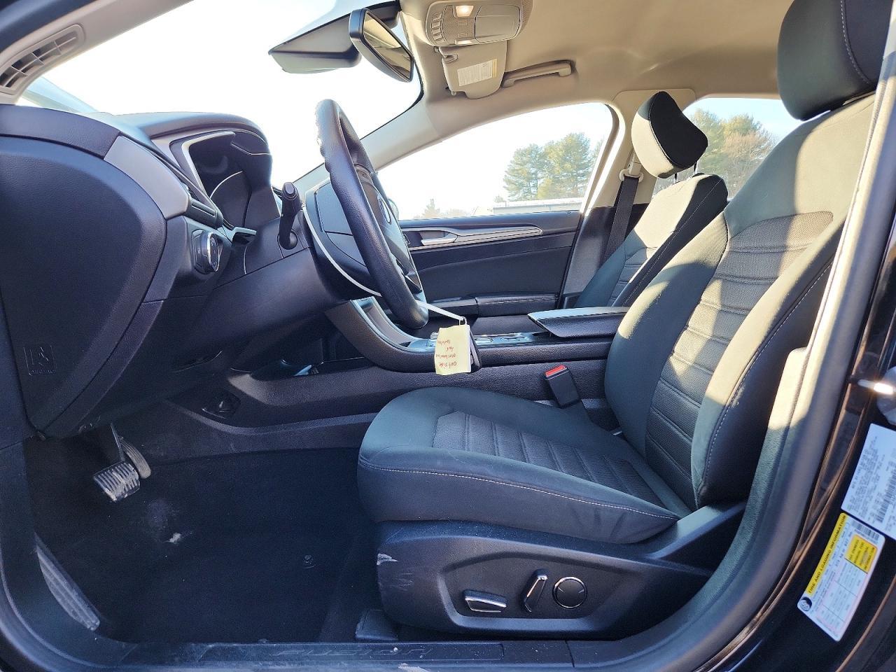 2020 Ford Fusion se