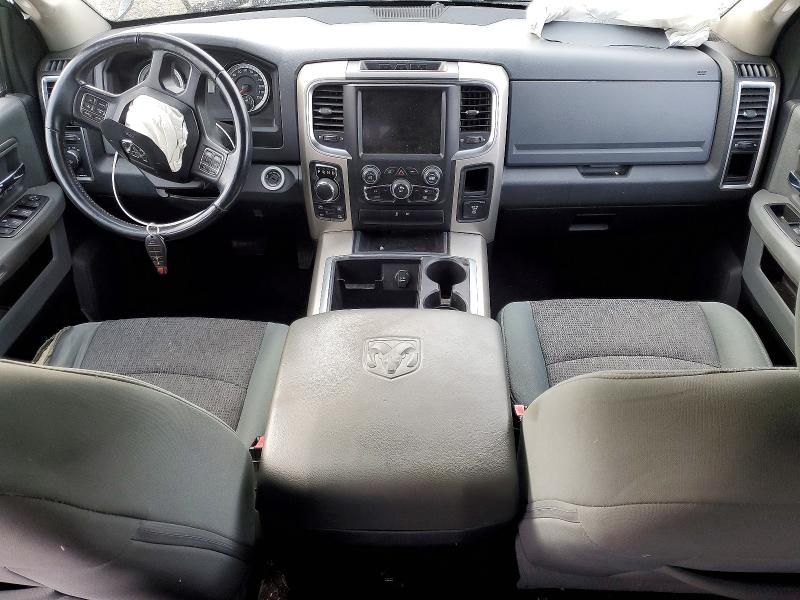 2015 Dodge Ram 1500 slt