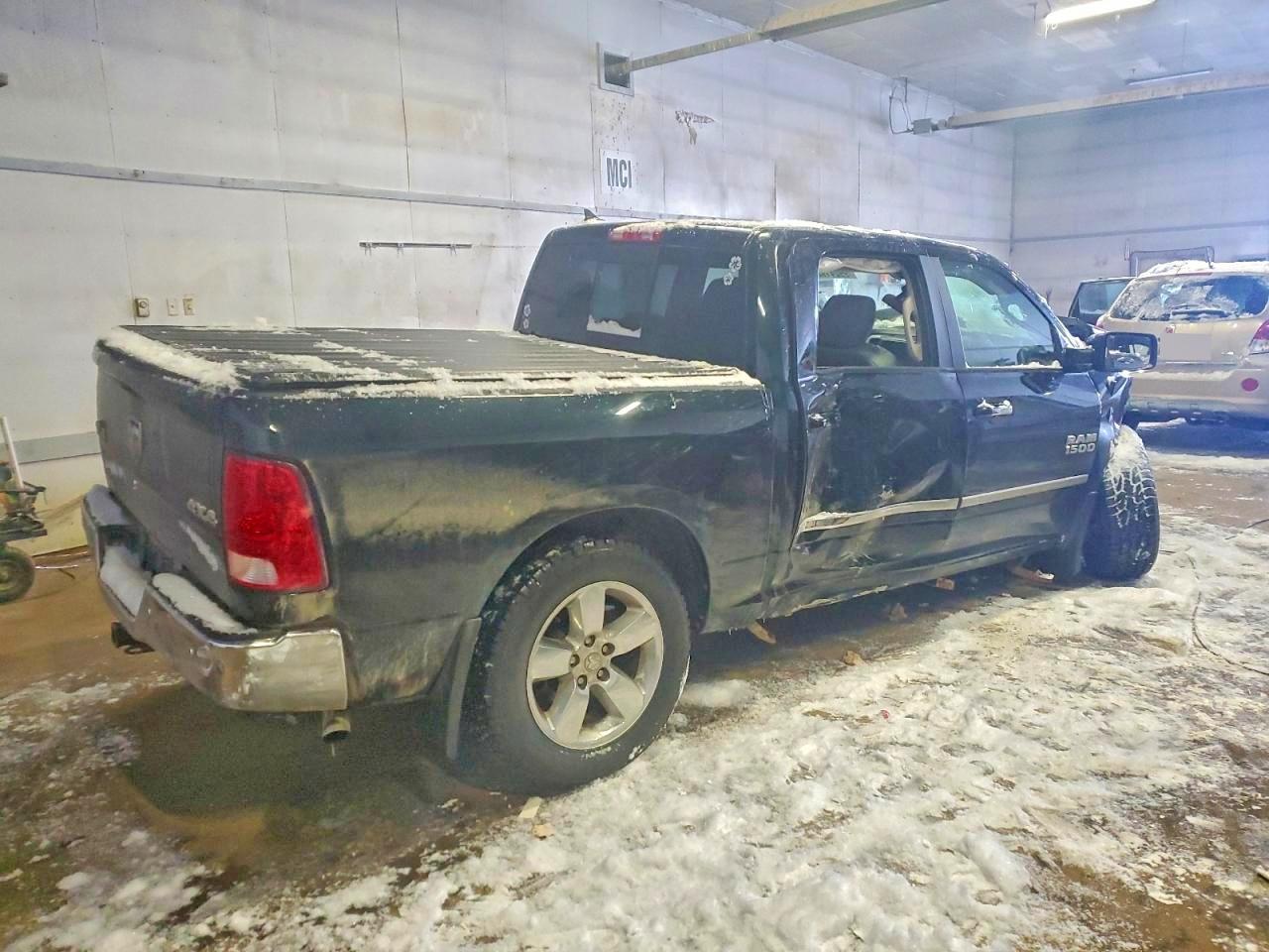 2017 Dodge RAM 1500 SLT