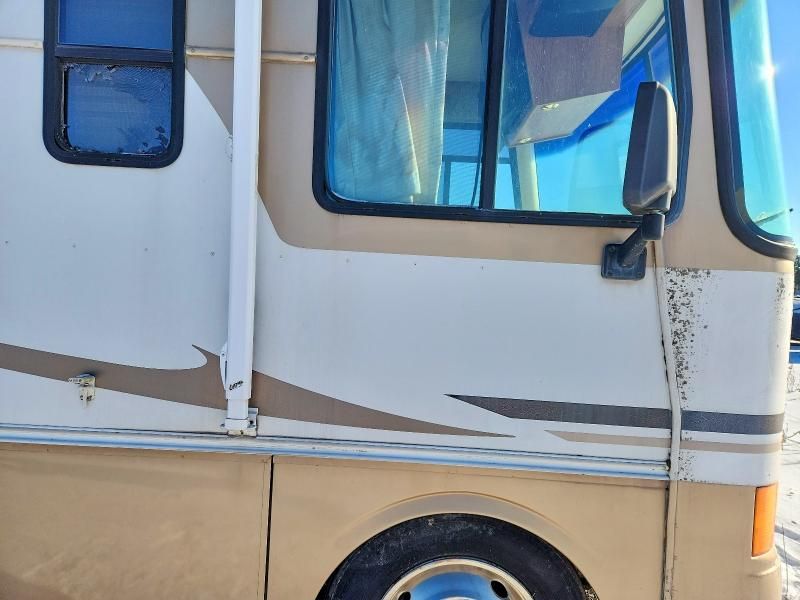 2003 Other 2003 Workhorse Custom Chassis Motorhome Chassis W2