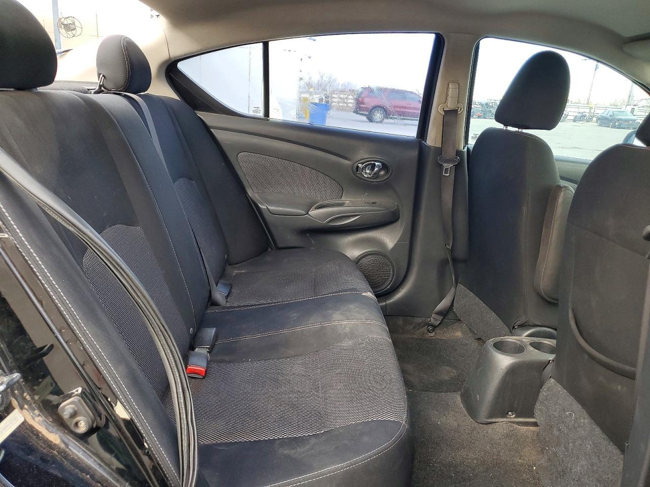 2014 Nissan Versa s