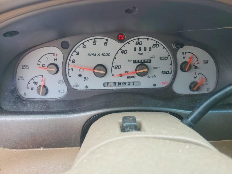 2001 Ford Explorer Sport