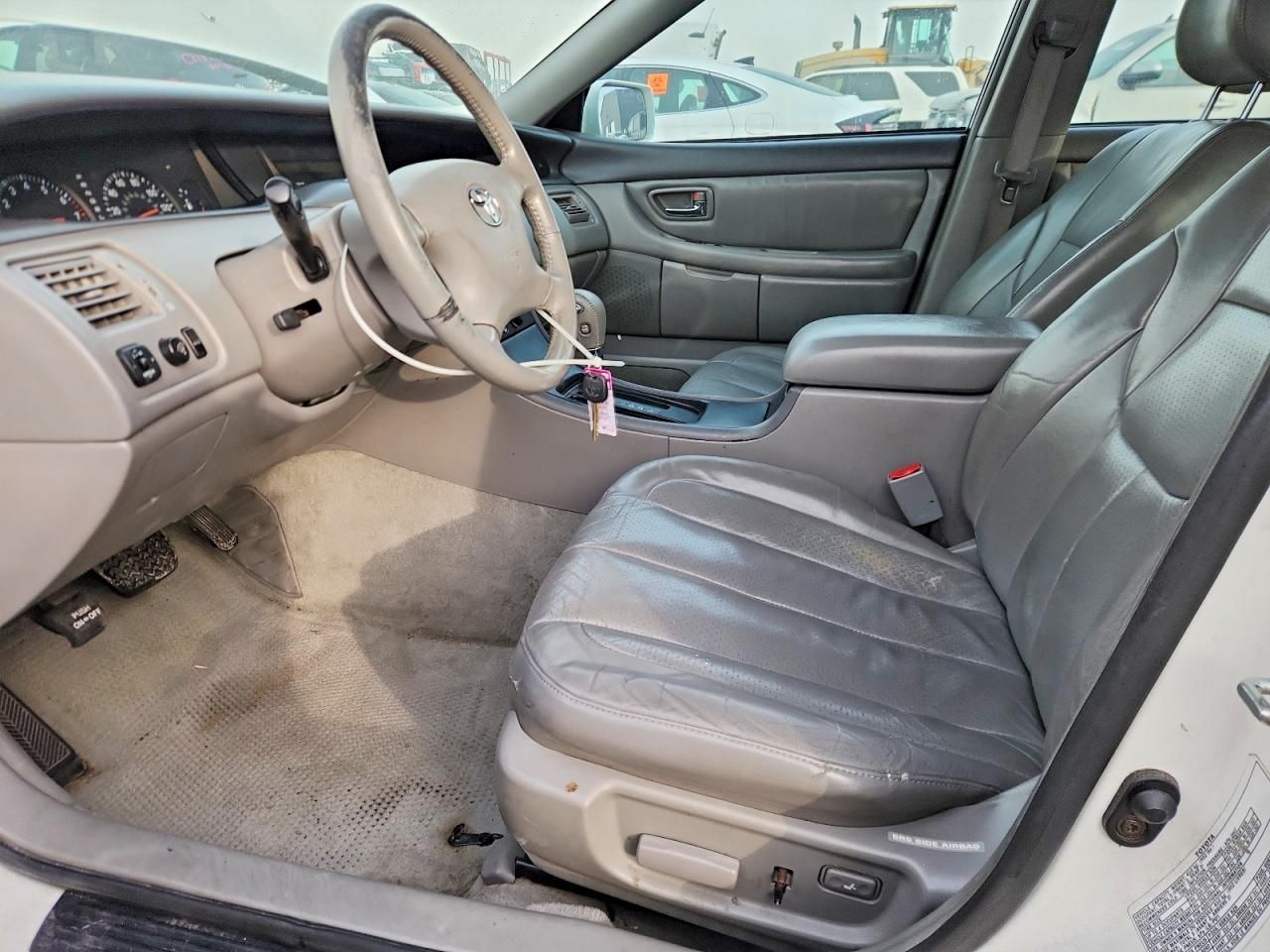 2003 Toyota Avalon xl