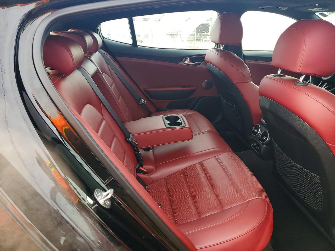 2018 KIA Stinger GT2
