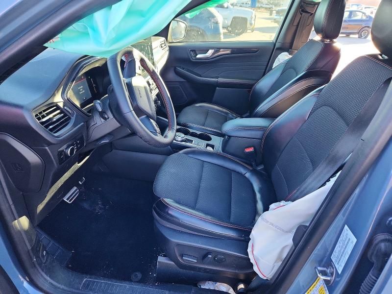 2023 Ford Escape st Line