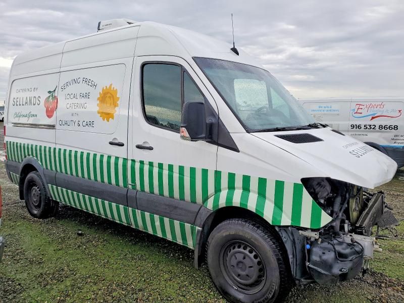 2016 Mercedes-Benz 2016 Mercedes Benz Sprinter 2500 Delivery van