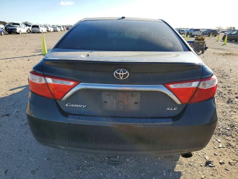 2017 Toyota Camry le